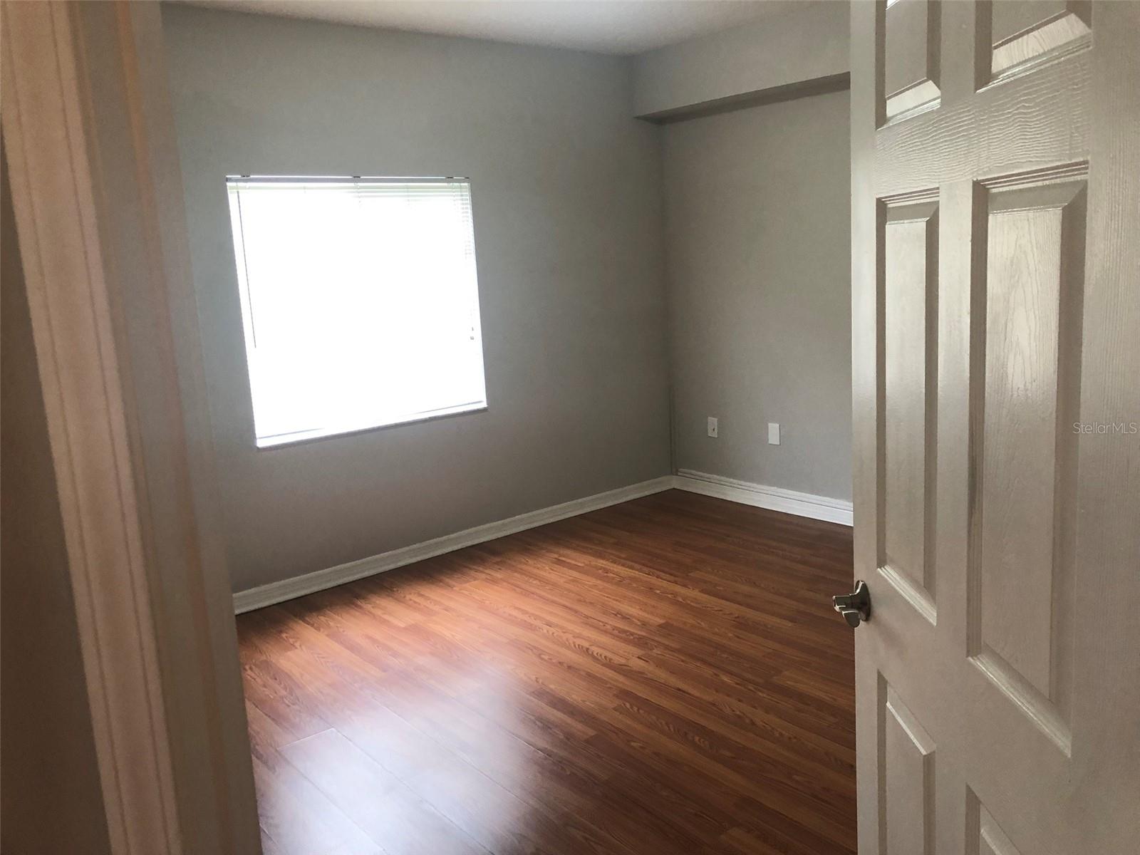 VILLAGES OF BLOOMINGDALE CONDO - Residential Lease