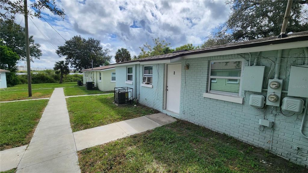 Photo of 114 E Northside Drive, Lake Wales, FL 33853 (MLS # TB8455056)