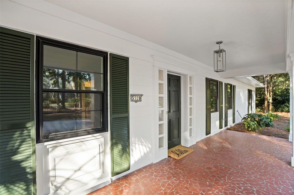 Photo of 3328 NW 18th Avenue, Gainesville, FL 32605 (MLS # GC537182)