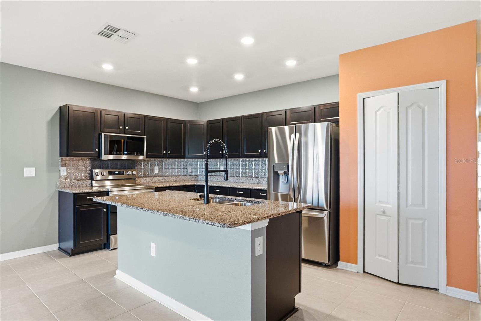 WILLOW WALK PH IIE - Residential