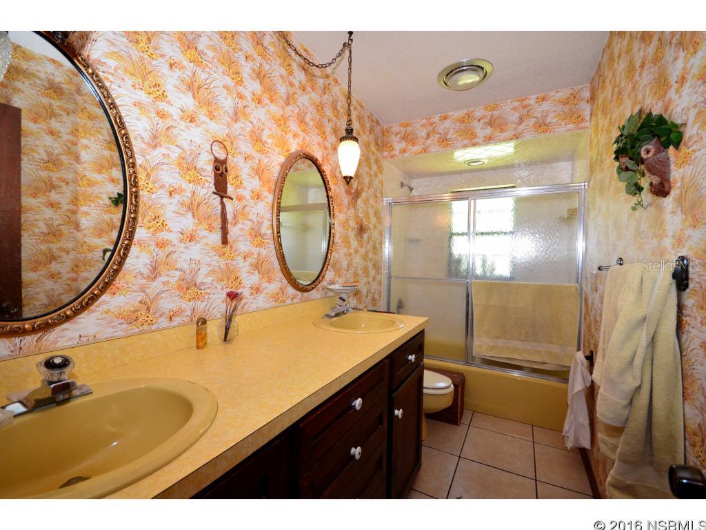 Tomoka Pines - Residential