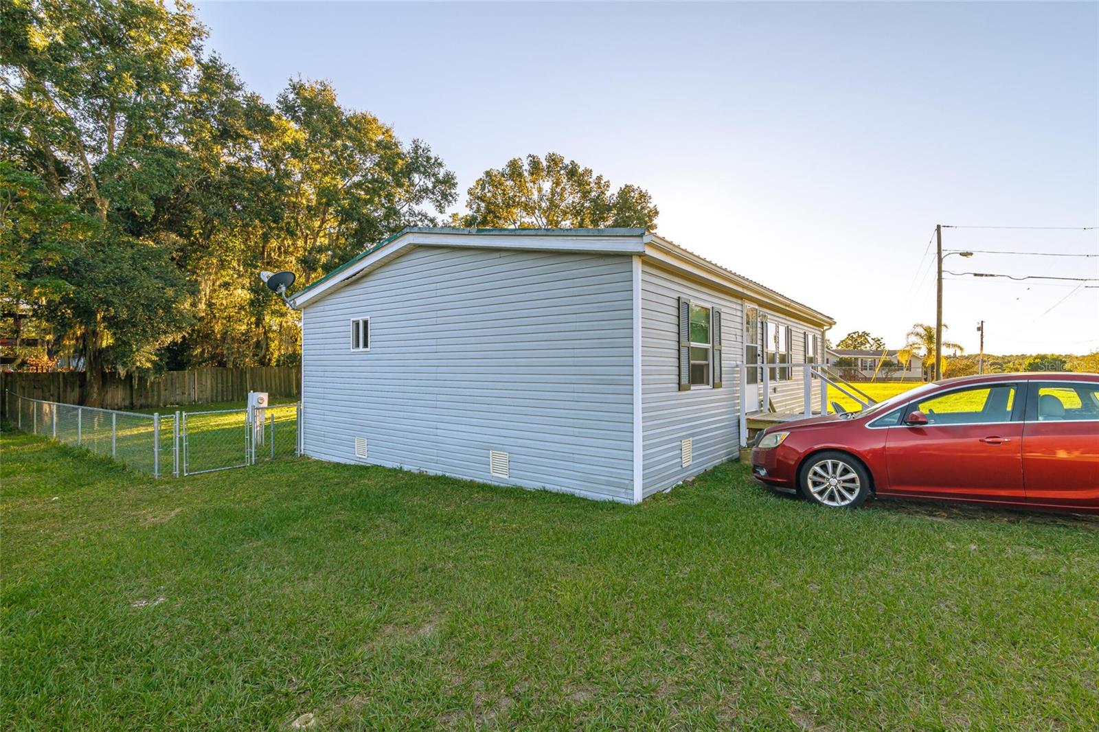 BELLEVIEW HILLS ESTATE - Residential