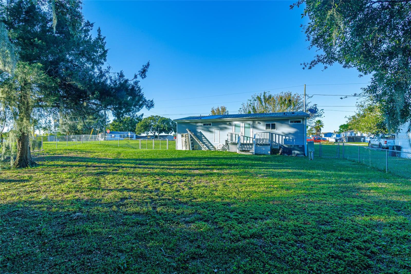 BELLEVIEW HILLS ESTATE - Residential