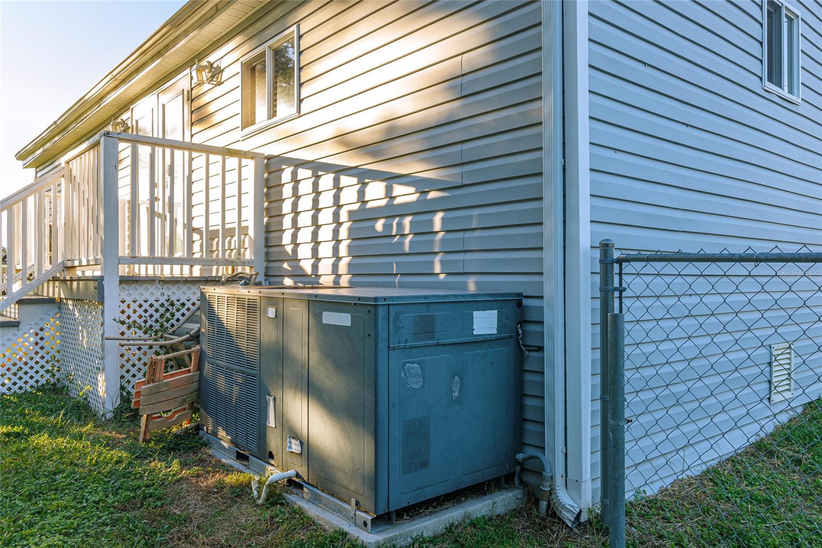 BELLEVIEW HILLS ESTATE - Residential