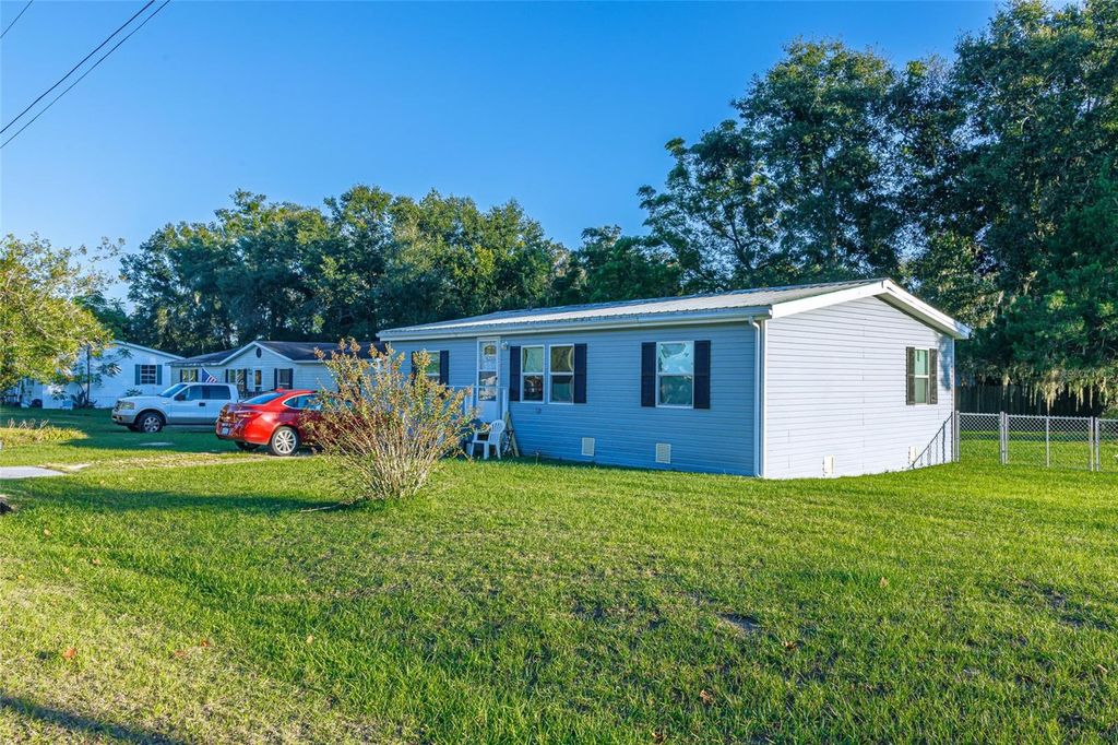 Photo of 6310 SE 142nd Lane, Summerfield, FL 34491 (MLS # O6359500)