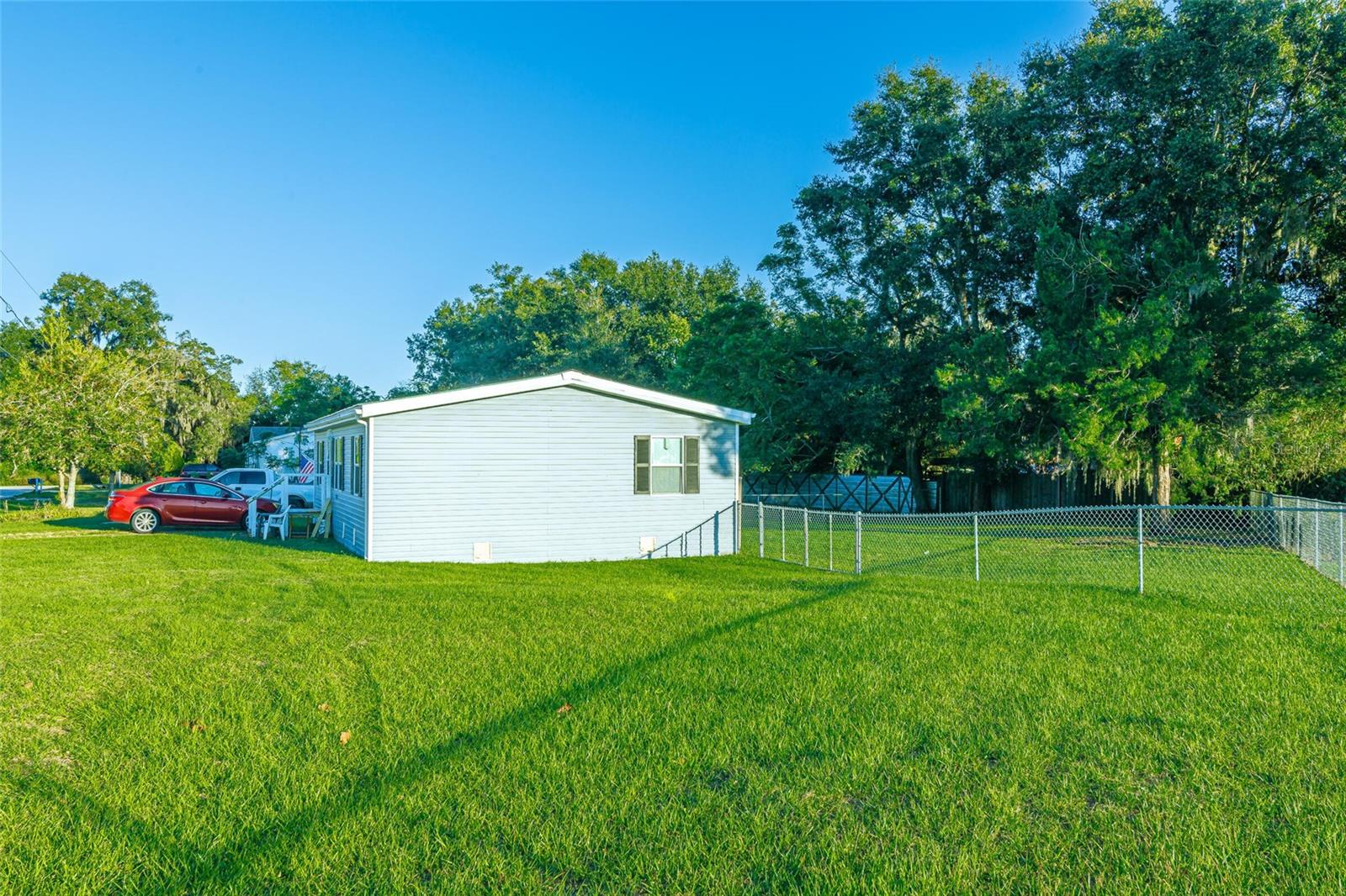 BELLEVIEW HILLS ESTATE - Residential