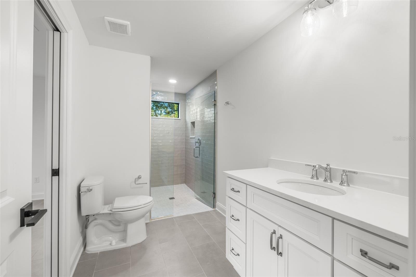 TAMPANIA - Residential