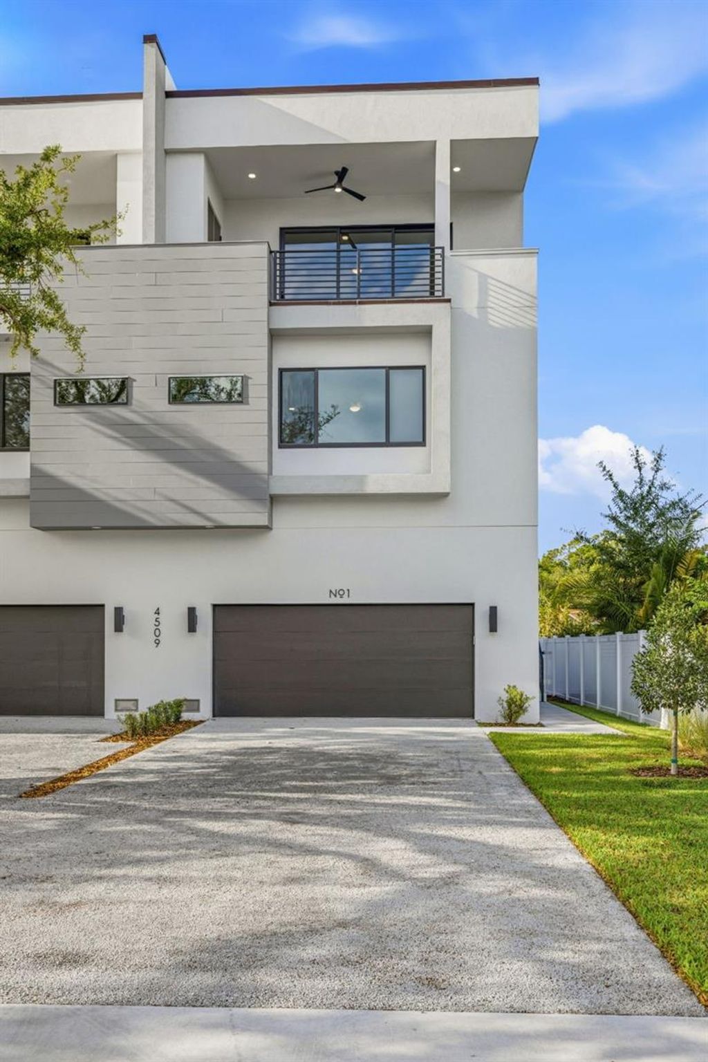 Photo of 4509 W North A Street #1, Tampa, FL 33609 (MLS # TB8480457)