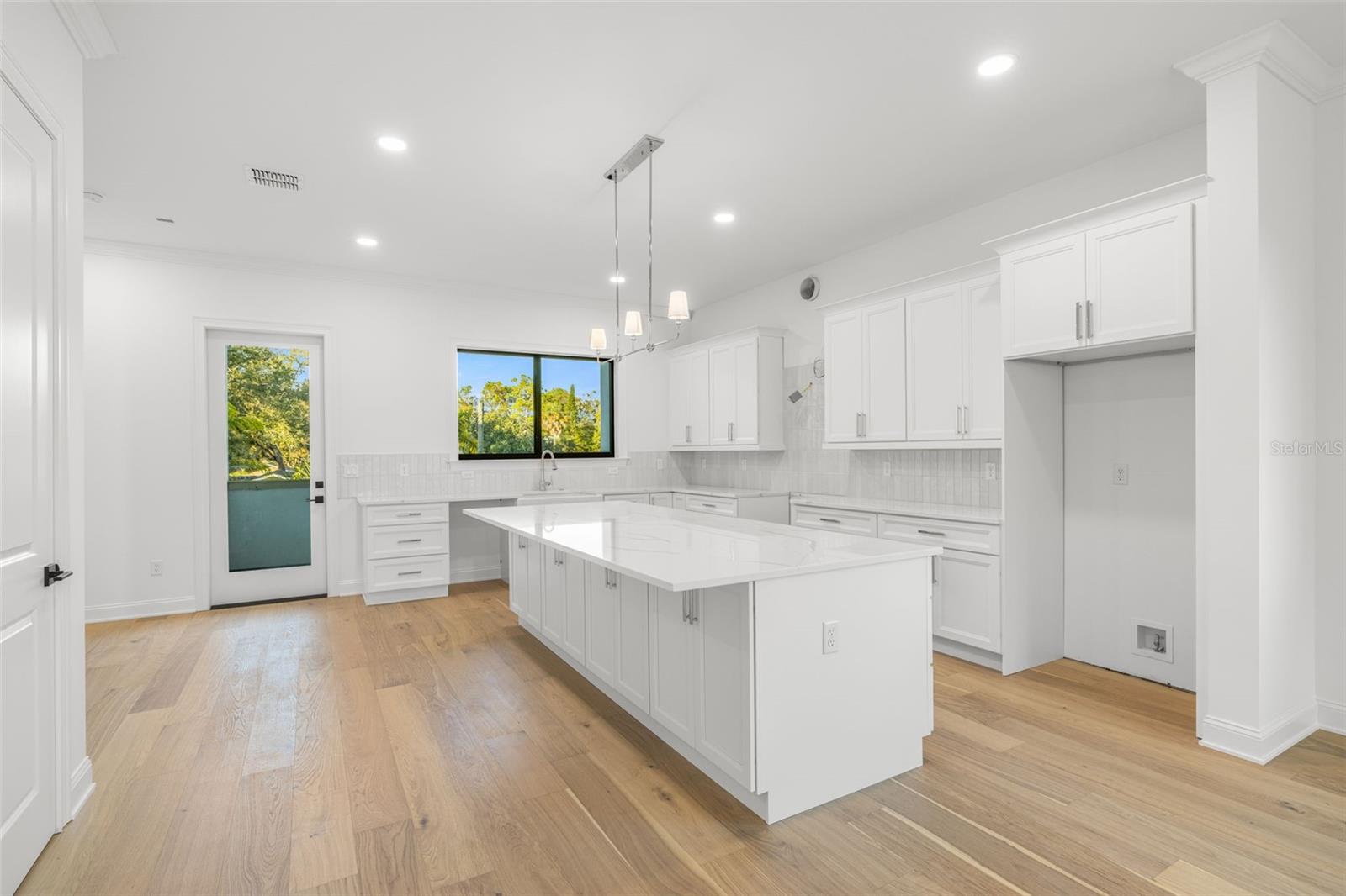 TAMPANIA - Residential