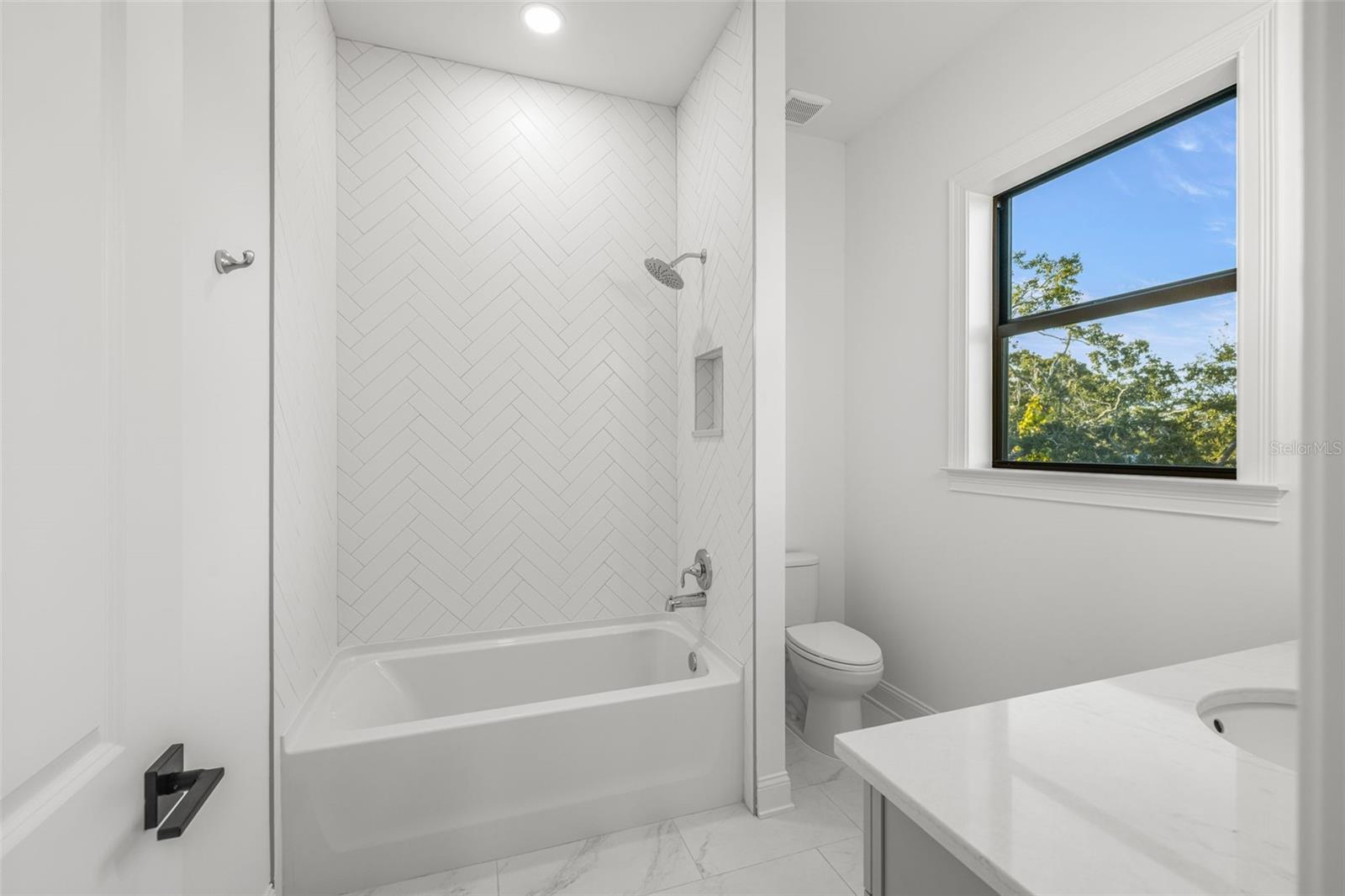 TAMPANIA - Residential