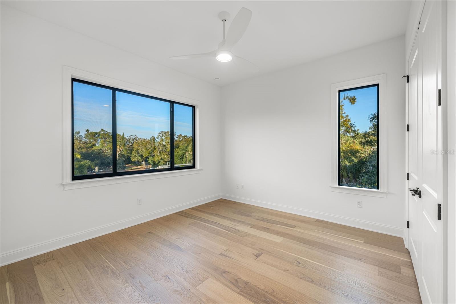 TAMPANIA - Residential