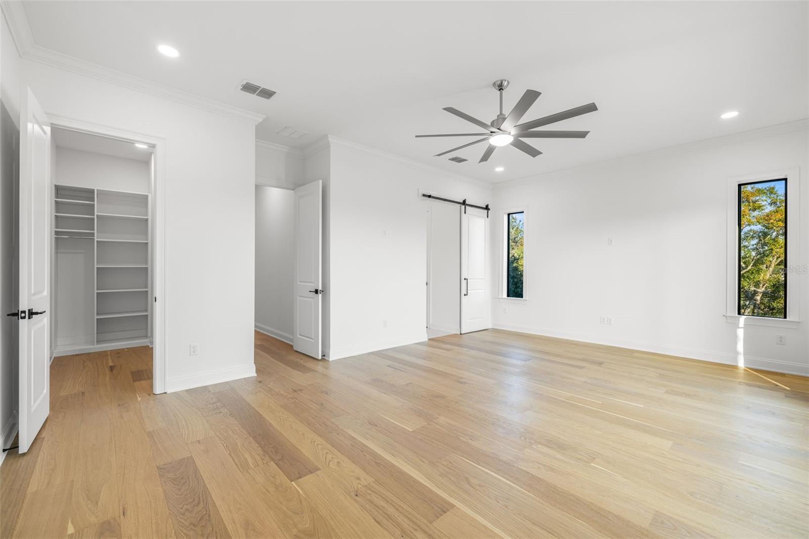 TAMPANIA - Residential