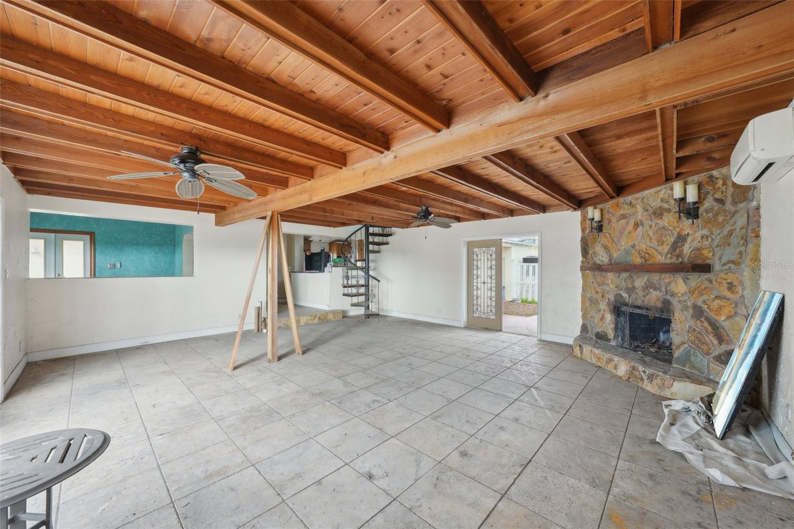 LONE PALM BEACH 3RD ADD - Residential