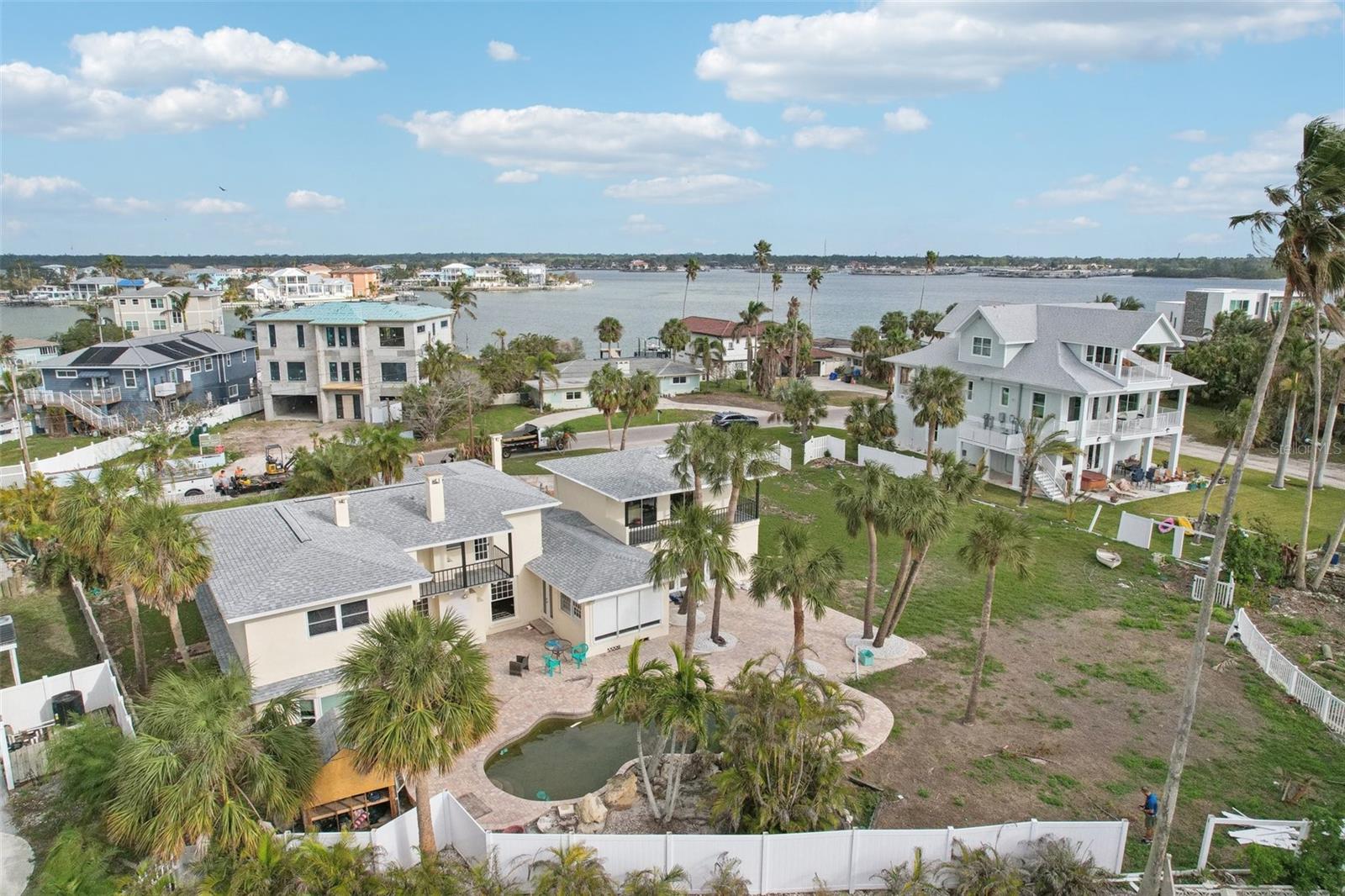 LONE PALM BEACH 3RD ADD - Residential