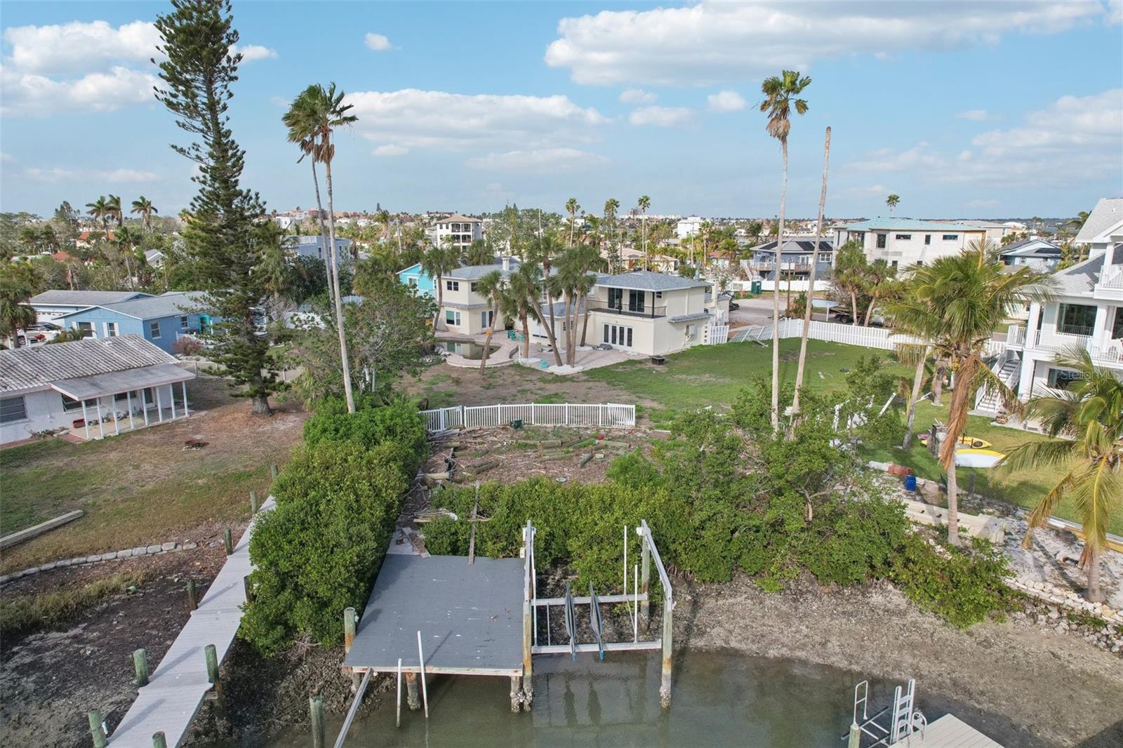 LONE PALM BEACH 3RD ADD - Residential