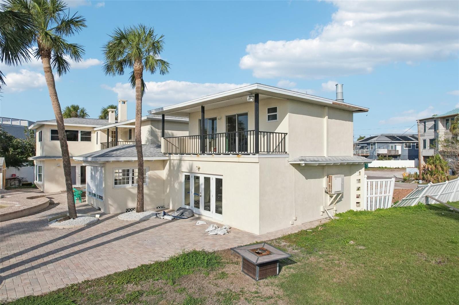 LONE PALM BEACH 3RD ADD - Residential