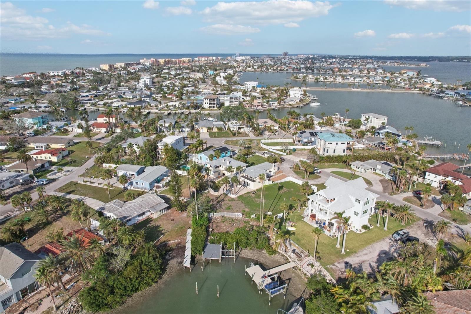 LONE PALM BEACH 3RD ADD - Residential