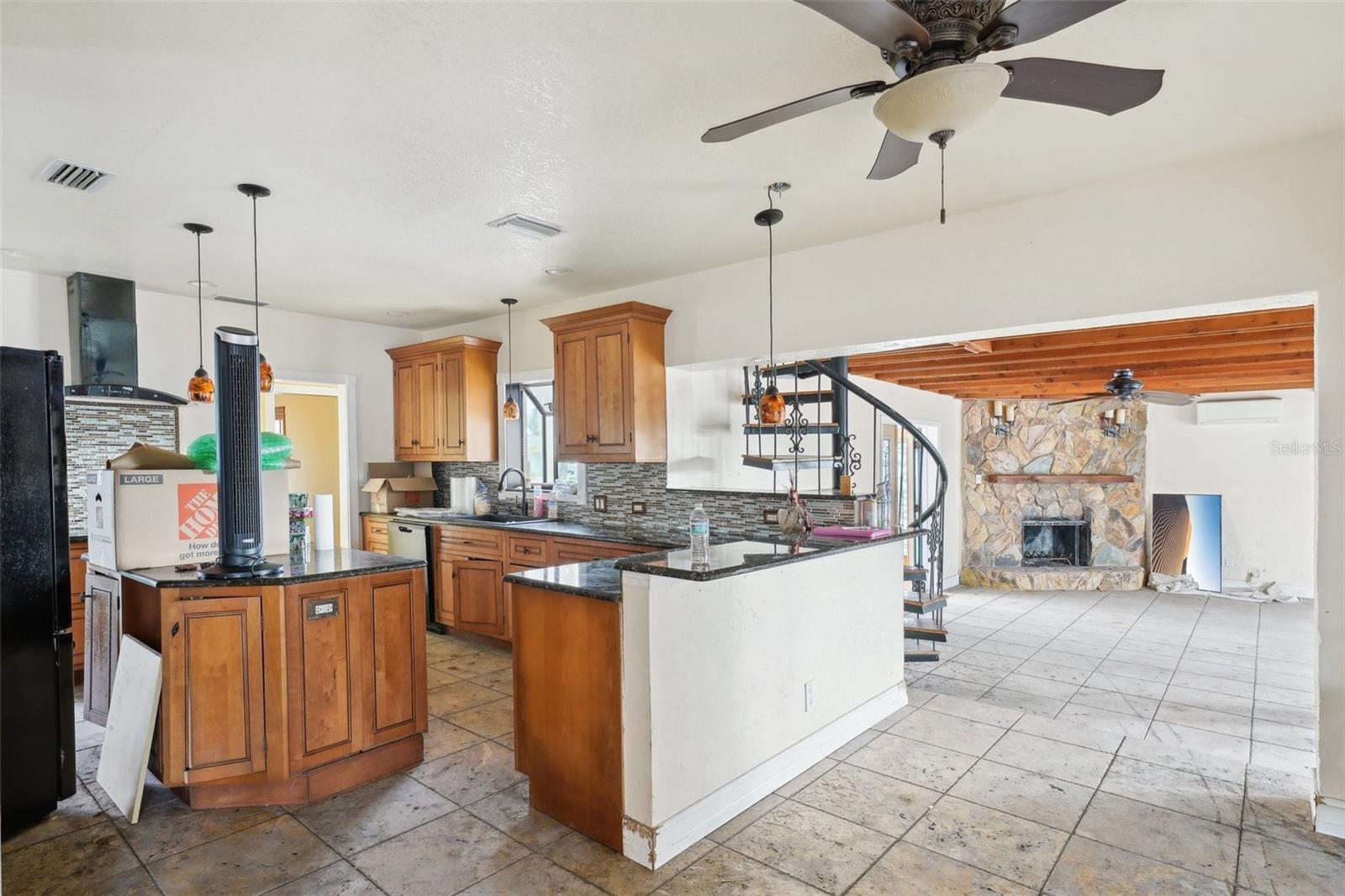 LONE PALM BEACH 3RD ADD - Residential