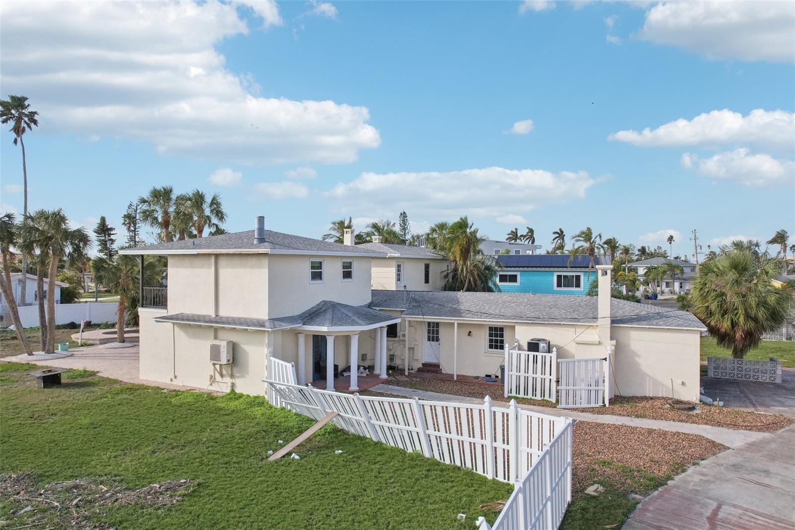 LONE PALM BEACH 3RD ADD - Residential