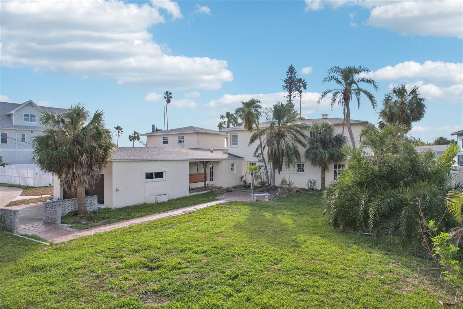 LONE PALM BEACH 3RD ADD - Residential