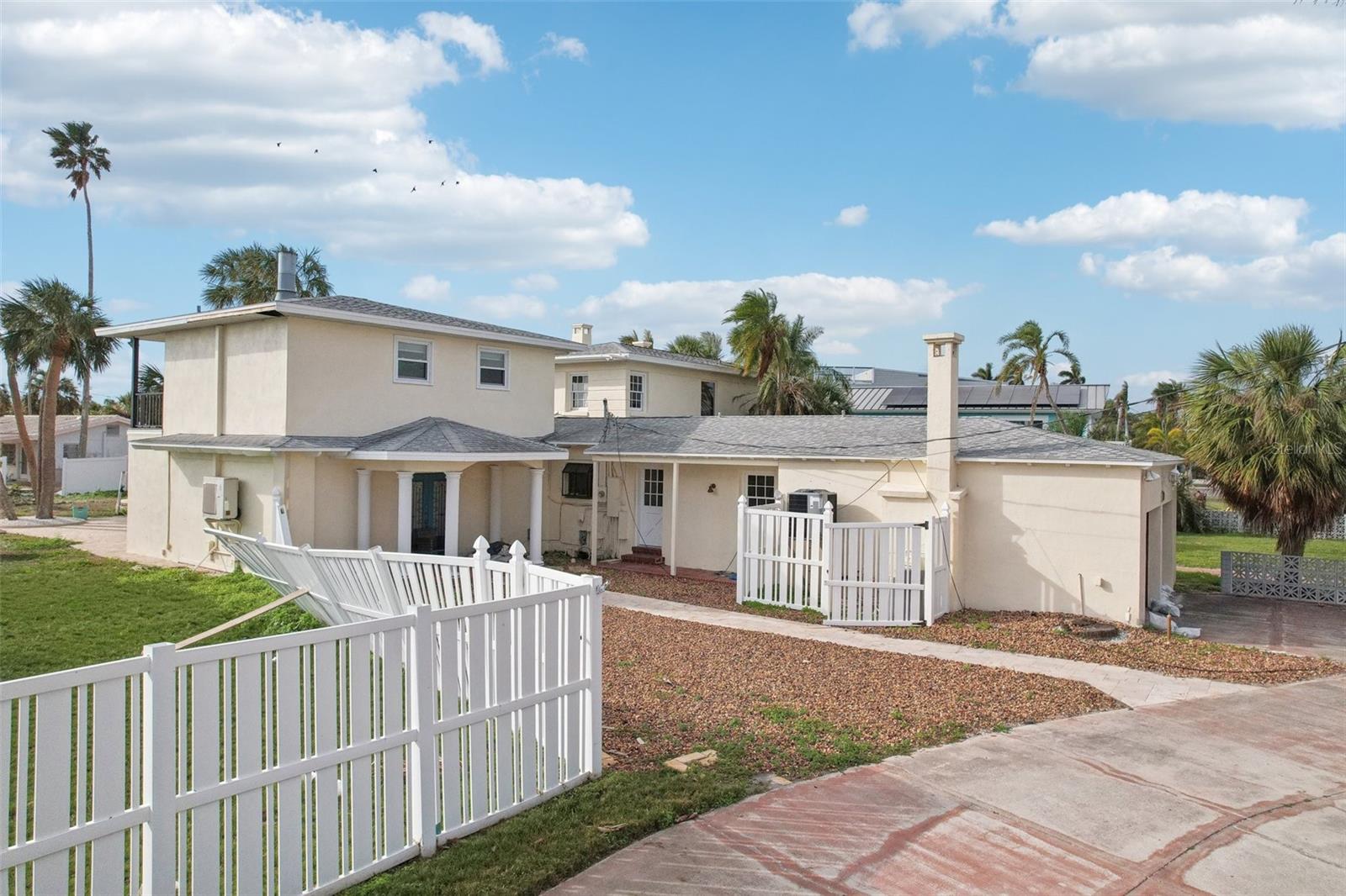LONE PALM BEACH 3RD ADD - Residential