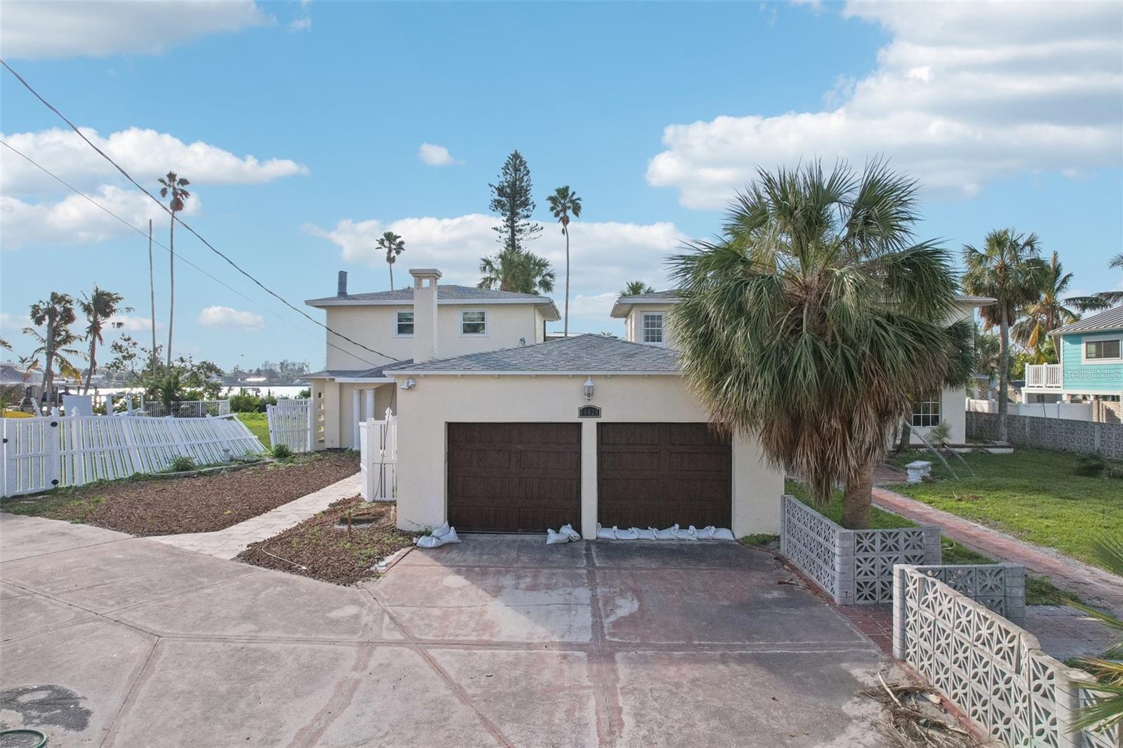 LONE PALM BEACH 3RD ADD - Residential