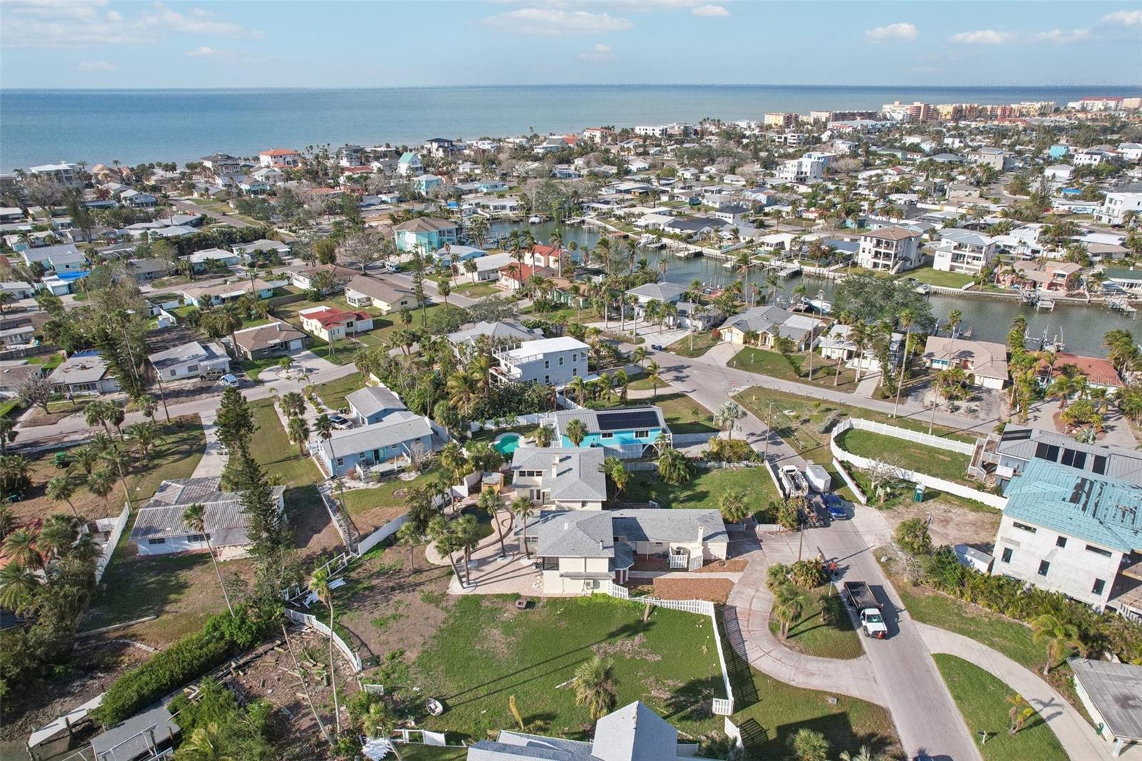 LONE PALM BEACH 3RD ADD - Residential