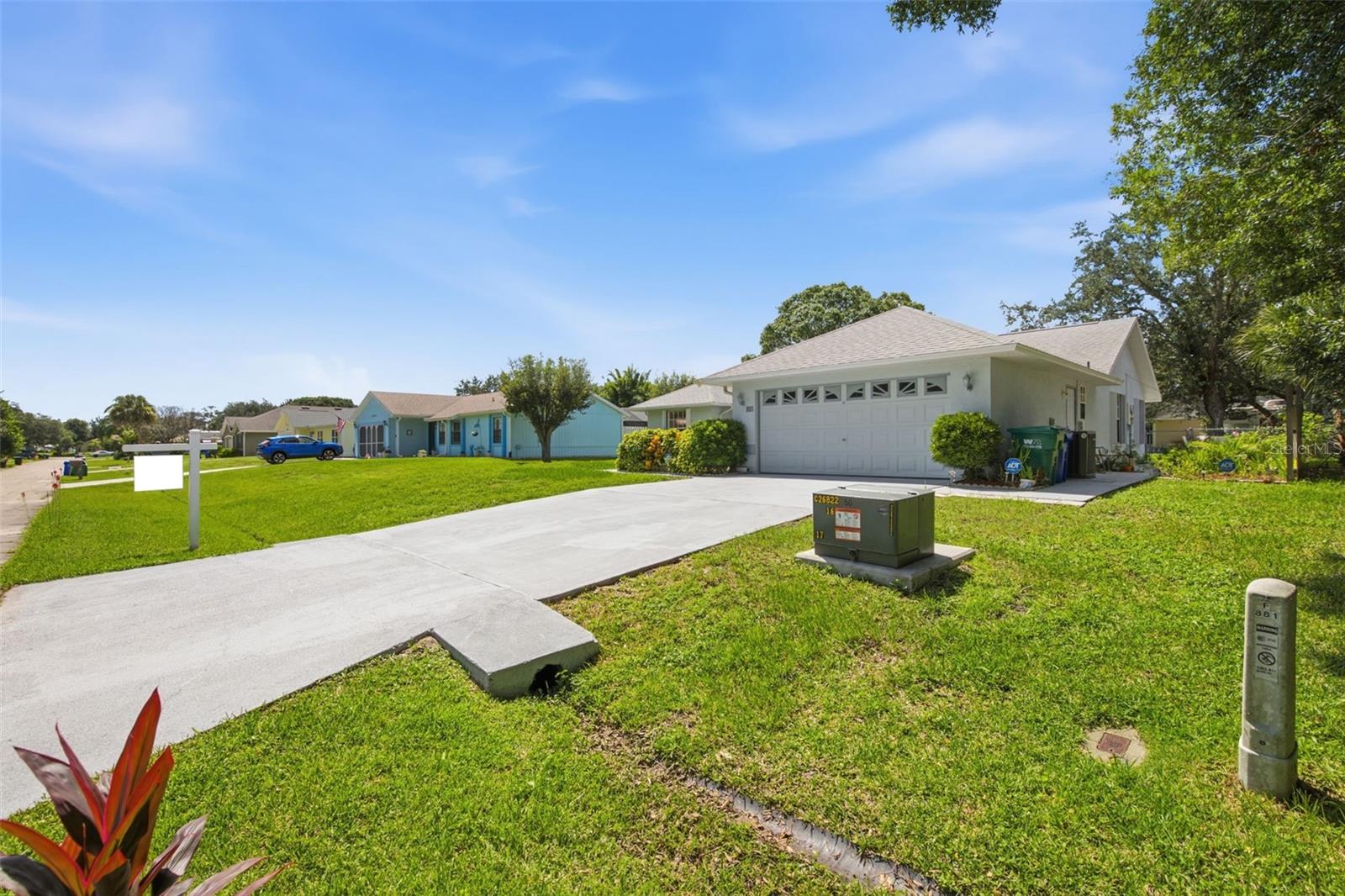 881 FOSTER AVENUE