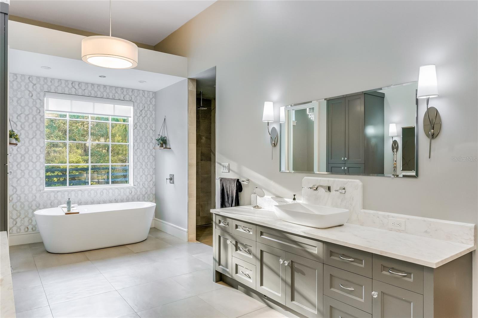 SEMINOLE ESTATES - Residential