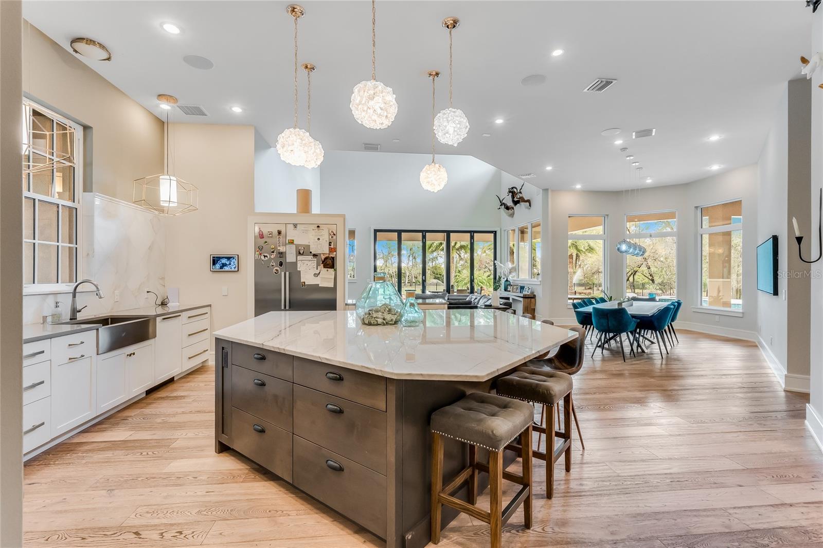 SEMINOLE ESTATES - Residential