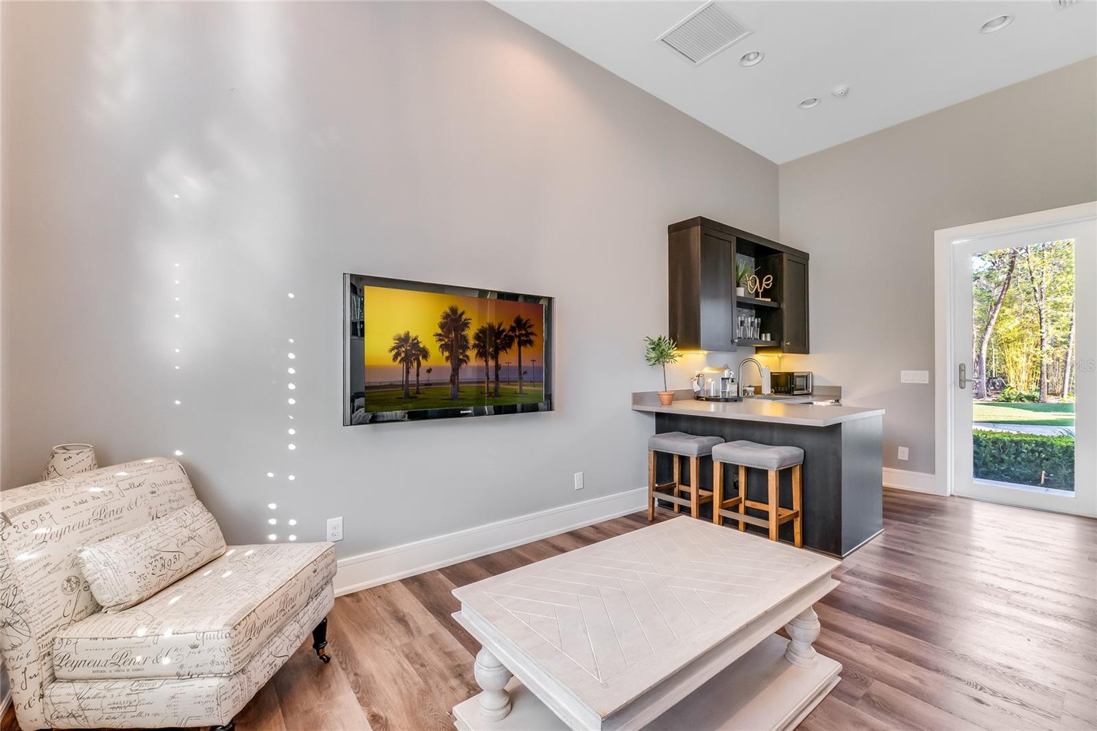 SEMINOLE ESTATES - Residential