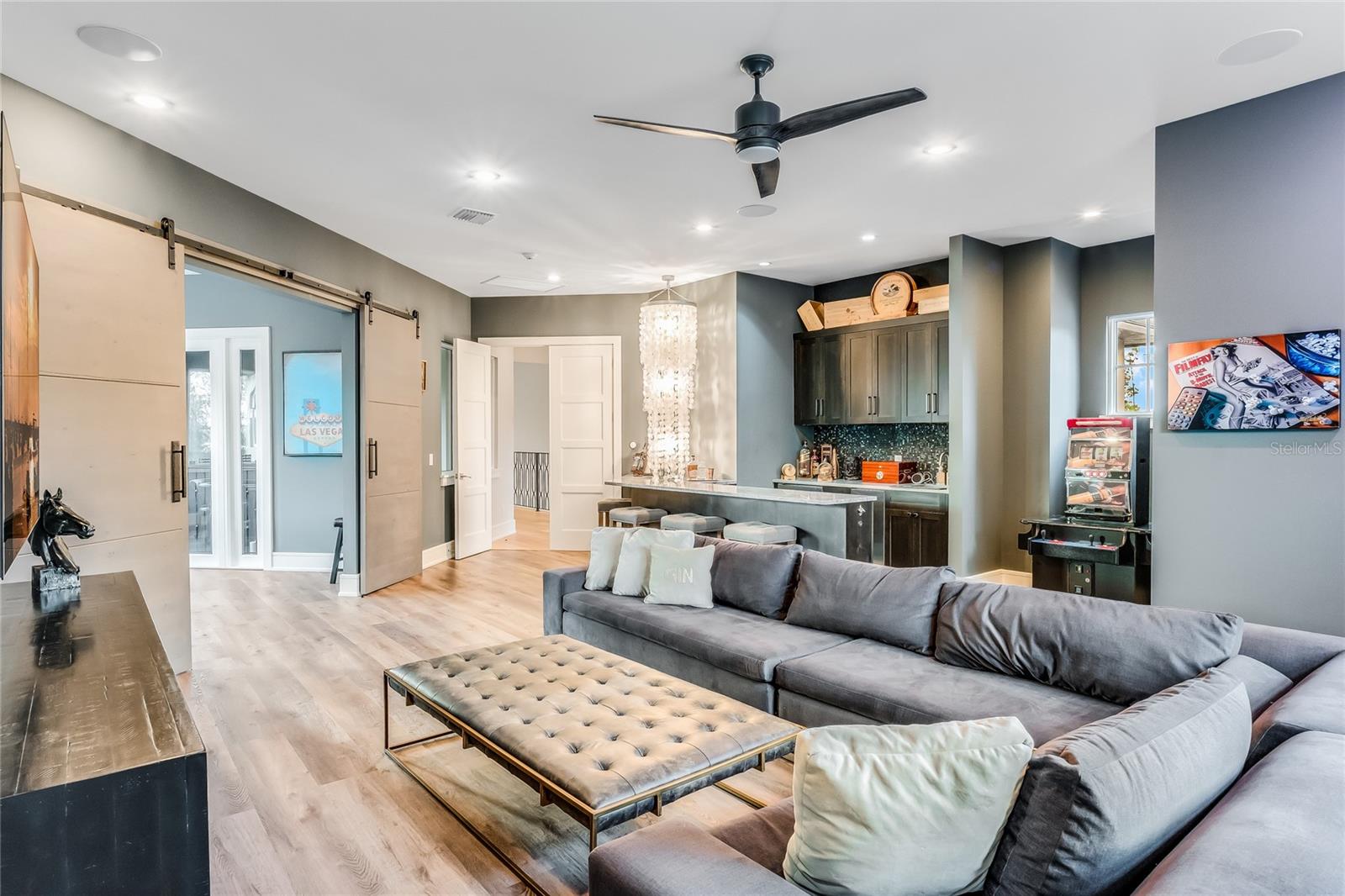 SEMINOLE ESTATES - Residential