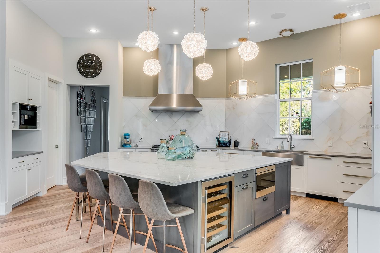 SEMINOLE ESTATES - Residential