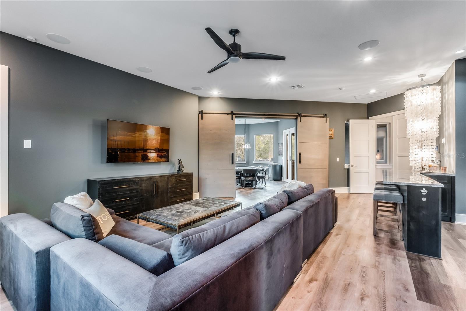 SEMINOLE ESTATES - Residential