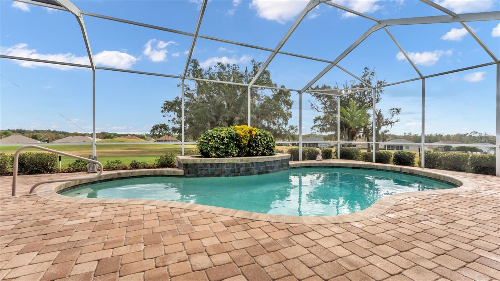 HUNTINGTON HILLS PH 03 - Residential