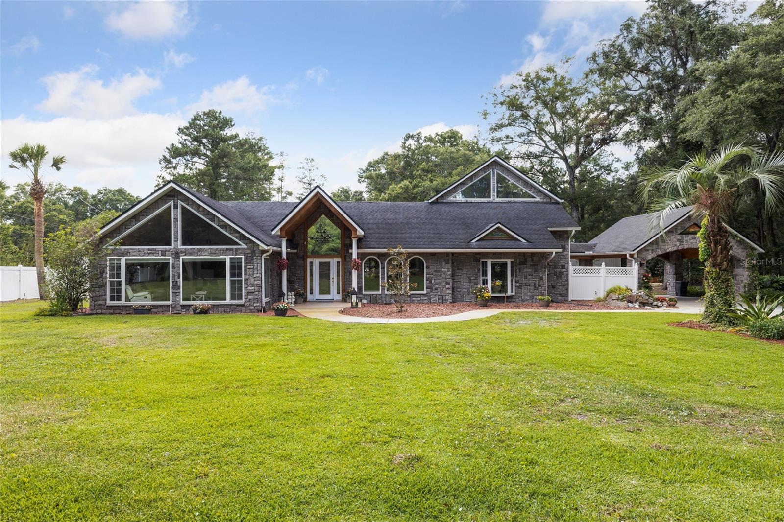 518 SW LITTLE ROAD