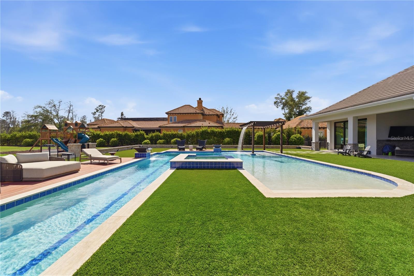 BELLA COLLINA SUB - Residential