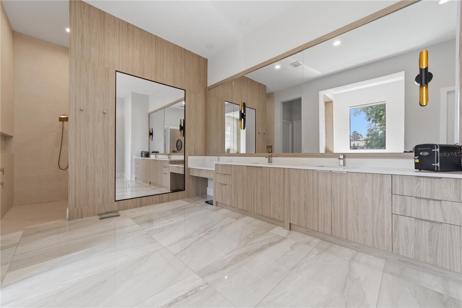 BELLA COLLINA SUB - Residential