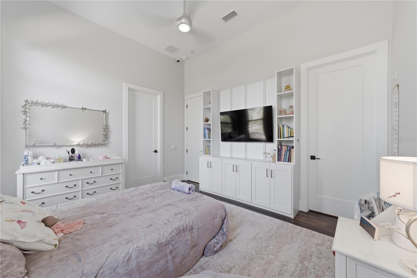 BELLA COLLINA SUB - Residential