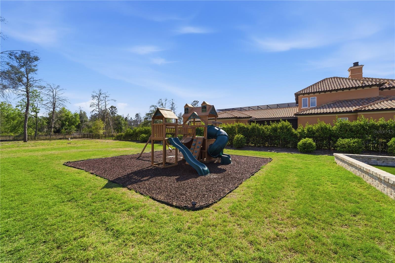 BELLA COLLINA SUB - Residential