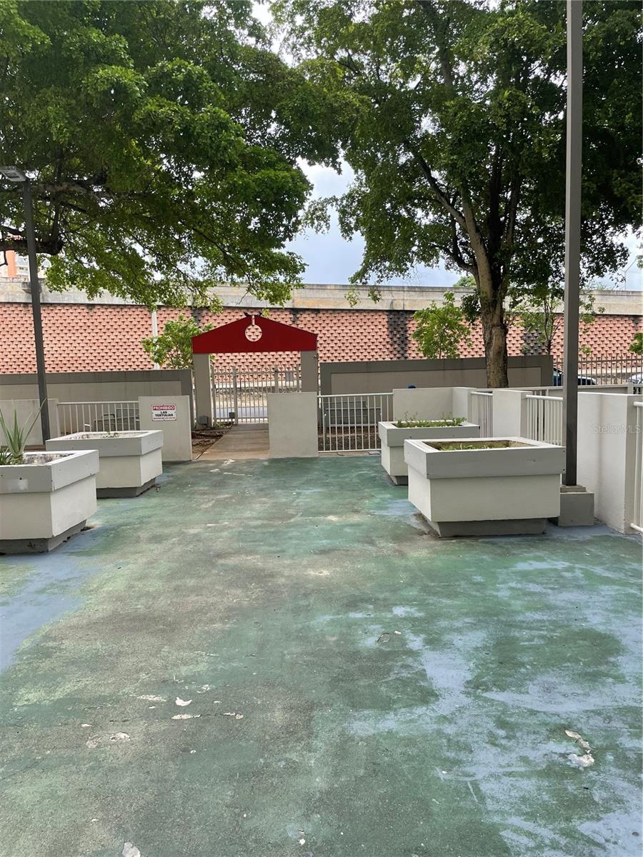 PUERTA DEL SOL - Residential Lease