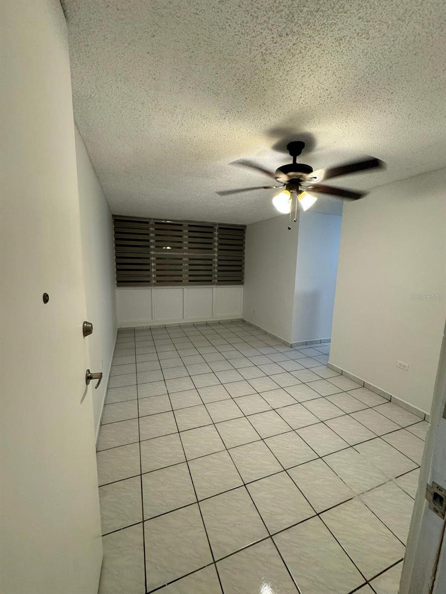 PUERTA DEL SOL - Residential Lease