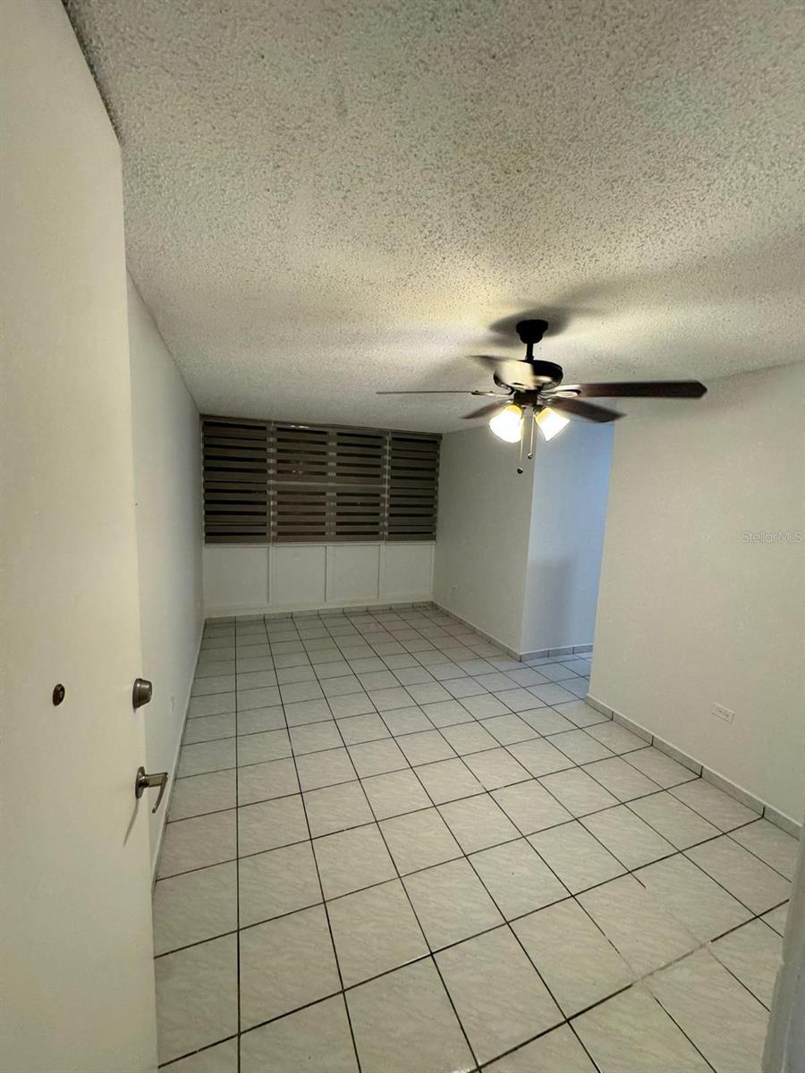 PUERTA DEL SOL - Residential Lease
