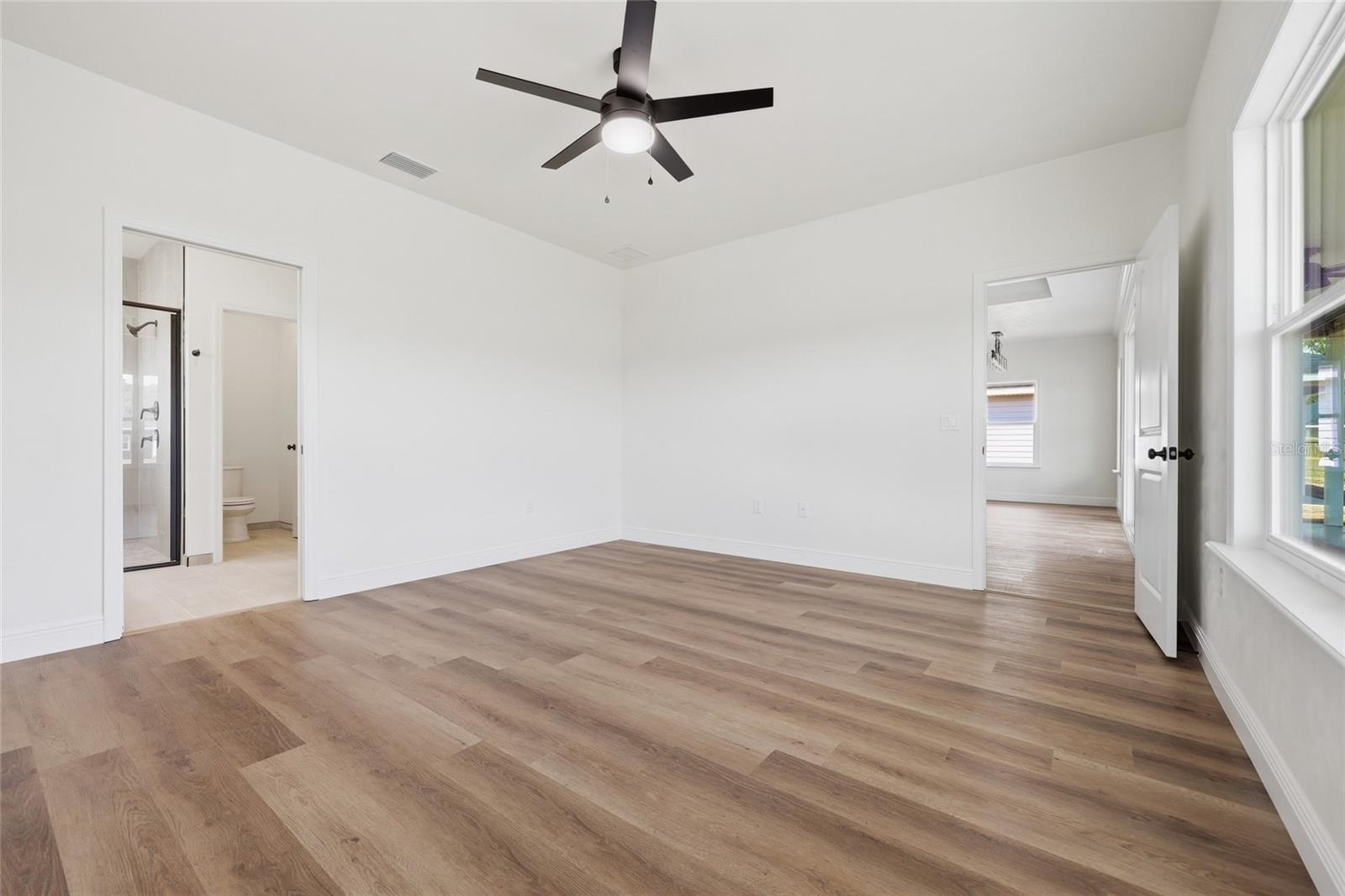 GRAND OAKS - Residential