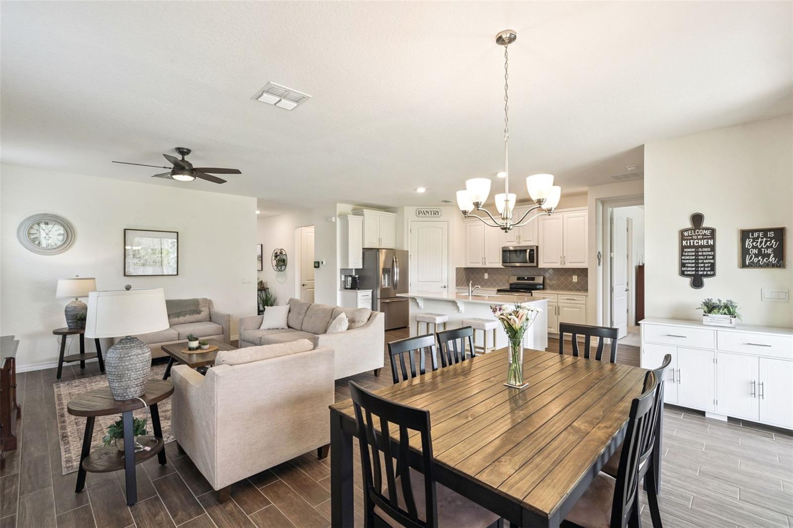 PALMS/SERENOA PH 3 - Residential