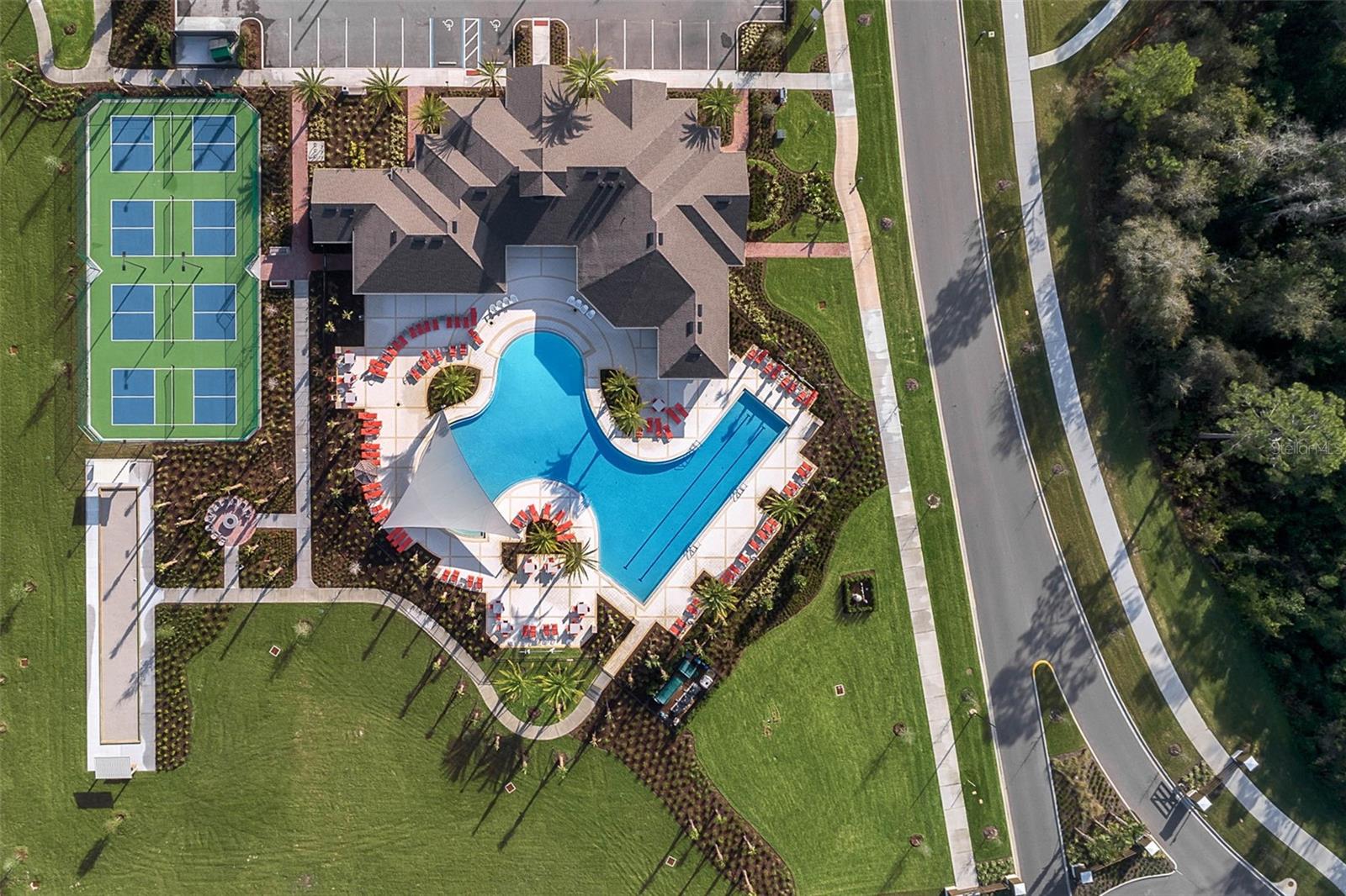 PALMS/SERENOA PH 3 - Residential