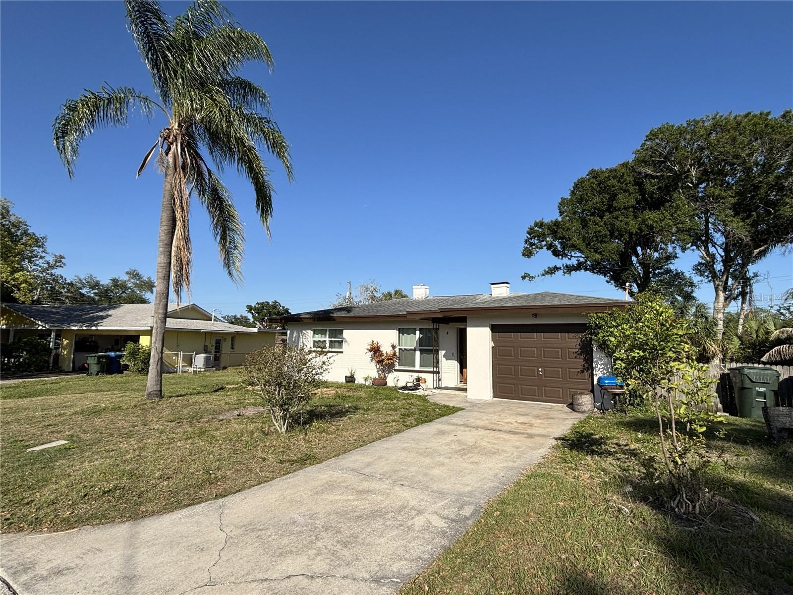 1347 BUCKINGHAM DRIVE