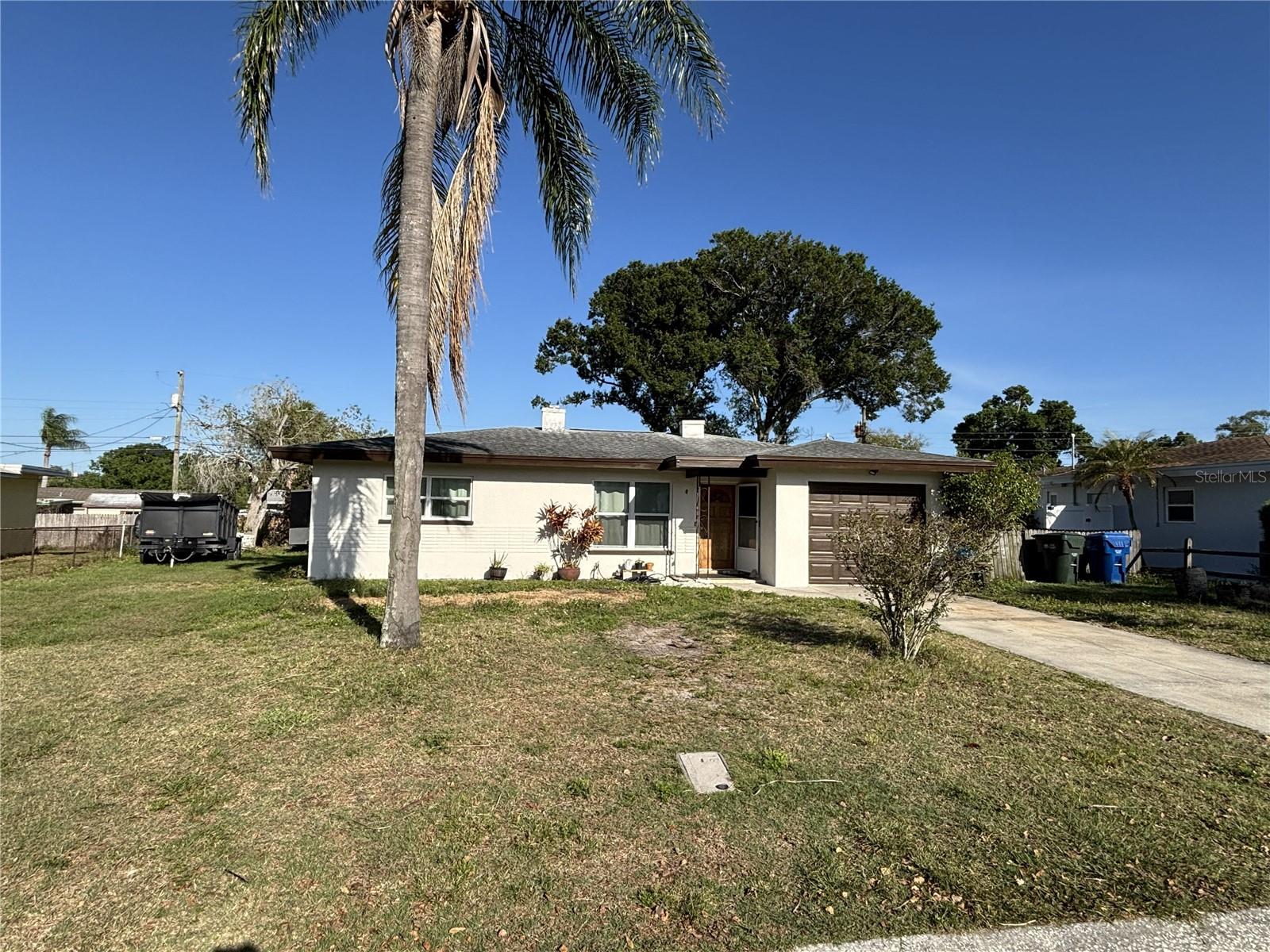 1347 BUCKINGHAM DRIVE