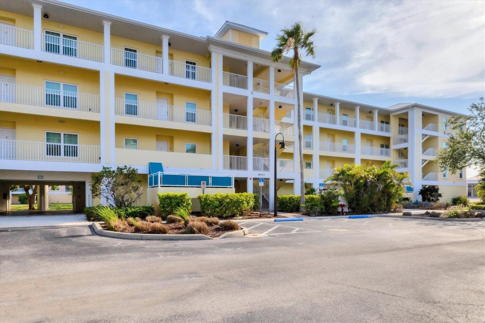Welcome to 8411 Placida Rd #404, a beautifully situated 2 bed, 2 bath condo in a coveted Key West style gated community. Enjoy an unbeatable location close to shopping, fishing, top golf courses, and stunning beaches. Nestled among 450 acres of protected nature preserve, this home offers peace and adventure in equal measure.
Unwind and stay active with on-site amenities including pickleball courts, a fitness center, and a heated pool. With marinas nearby, you’ll have access to coastal living at its finest. Experience the perfect blend of convenience, recreation, and natural beauty—schedule your tour of this exceptional condo today!