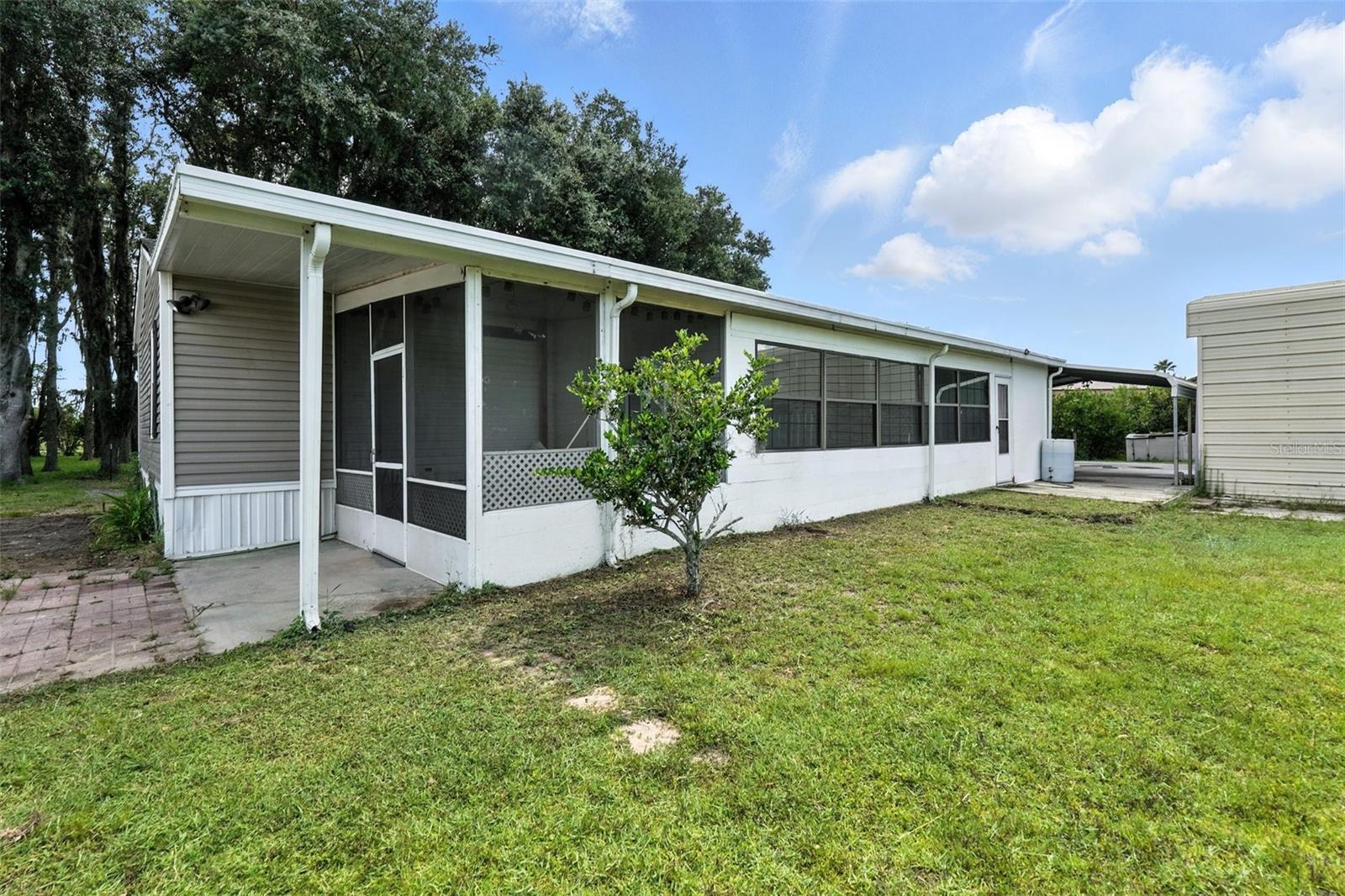GROVELAND FARMS 09-23-25 - Residential Lease